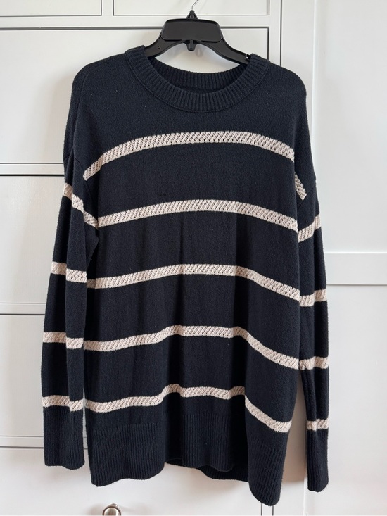 aerie Sweaters - NWOT Aerie Softest Luxe Crew Sweater